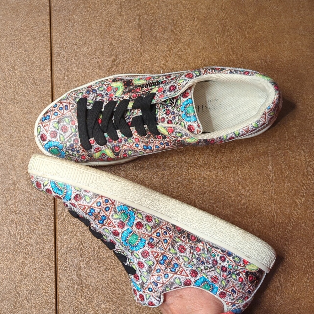 Puma Sneakers